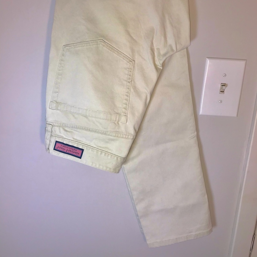 Vineyard Vines cream breaker pants size 28x30 Preowned.